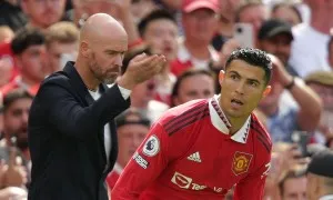 Báo Anh: 'Ten Hag mất uy từ mâu thuẫn Ronaldo và Sancho'